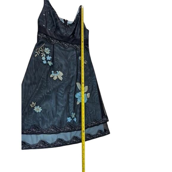 "ADRIANNA PAPELL" VTG Y2K Babydoll Floral Embroidered Dress SZ 6 Dark Fairy Sexy - Picture 9 of 16